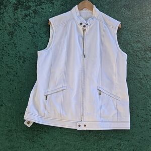 Basler Cream Women's Vest with Zip Pockets